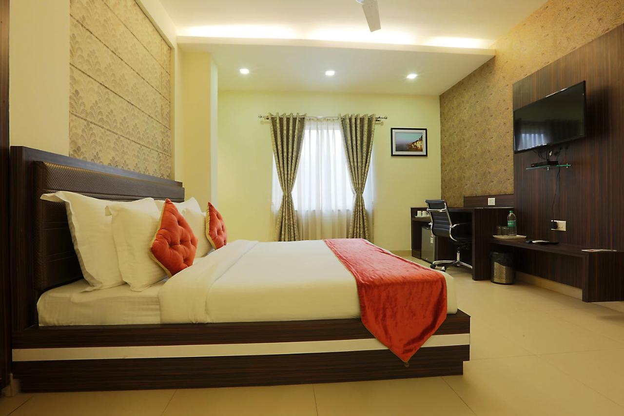 Hotel Premiere Villa Waranasi Zewnętrze zdjęcie